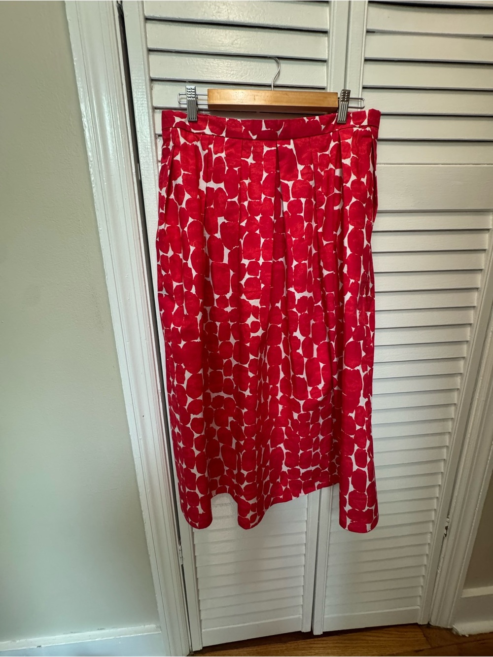 Banana Republic Pink and White Patterned Midi Skirt